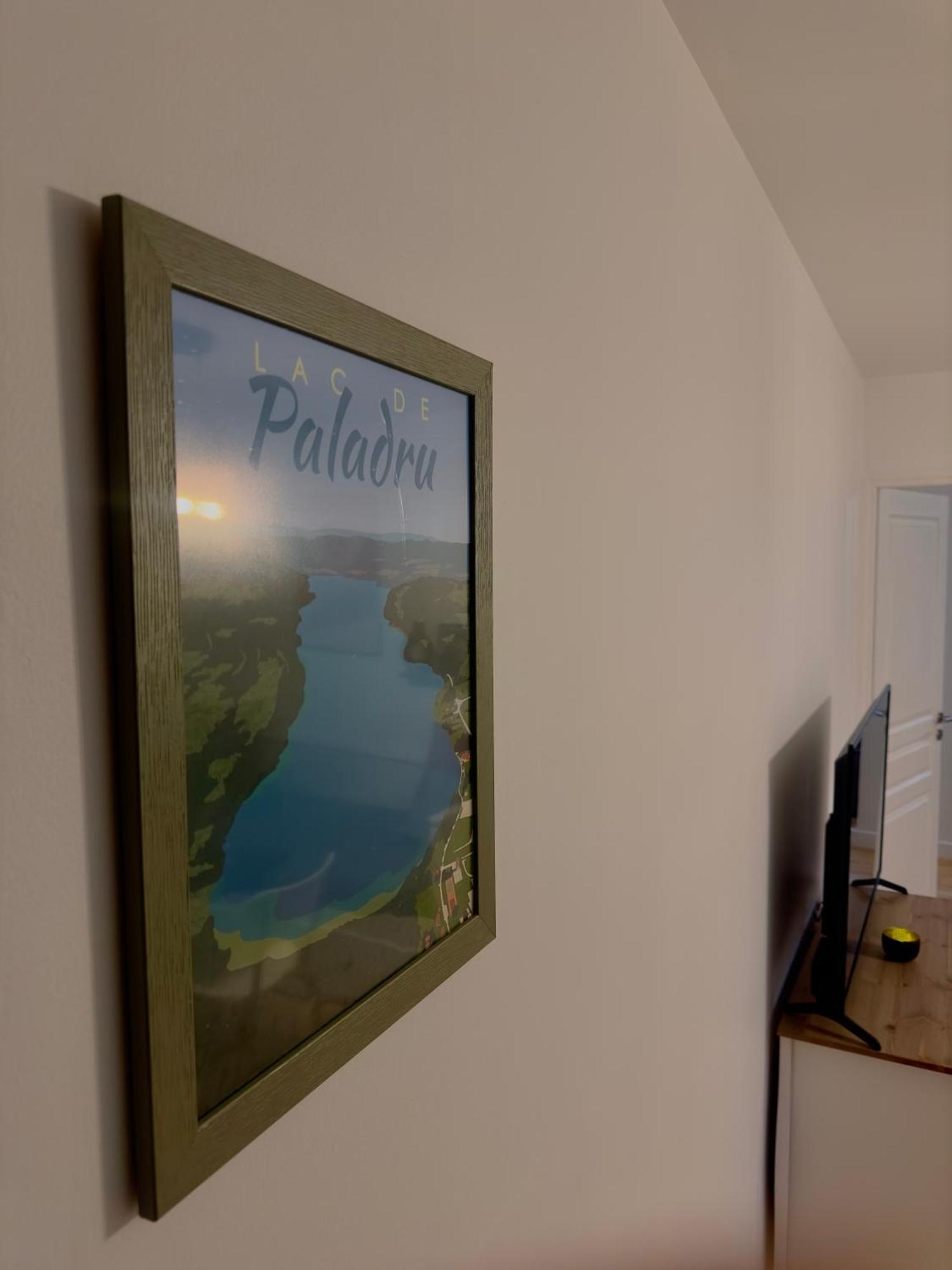 Appartement Chloe Du Lac Montferrat  Екстер'єр фото