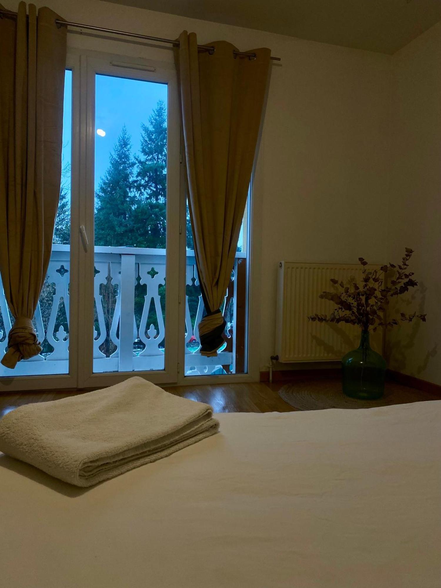 Appartement Chloe Du Lac Montferrat  Екстер'єр фото